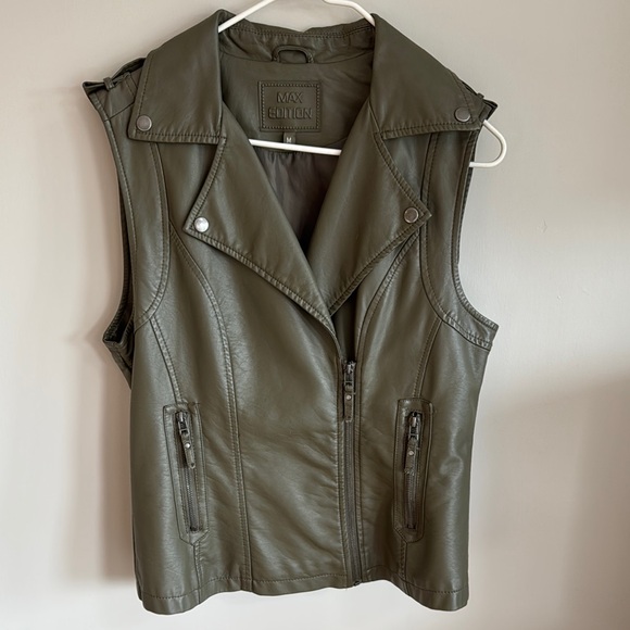 Max Edition Women's Olive Green Leather Vest - Picture 1 of 7